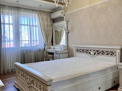 квартира за адресою Київ, Миколи Голего вул. (Лебедєва-Кумача), 7-В