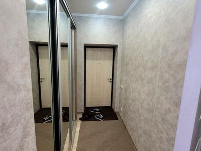 квартира за адресою Дорошенка вул., 7