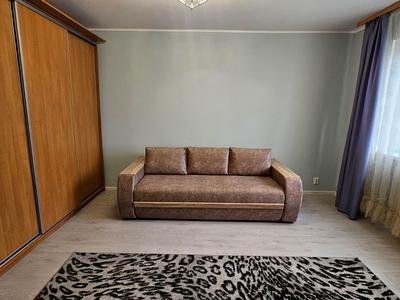 квартира за адресою Пономарьова вул., 6