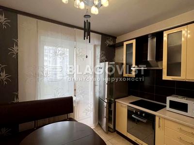квартира за адресою Анни Ахматової вул., 35-А