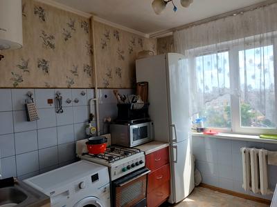 квартира за адресою Леоніда Каденюка просп. (Юрія Гагаріна), 19/30