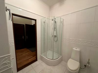 квартира по адресу Театральная ул., 23