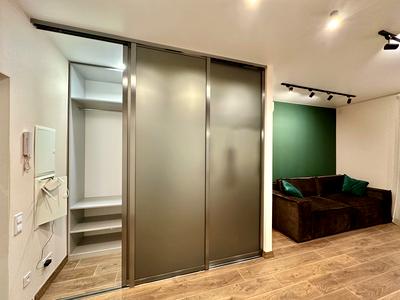 квартира за адресою Київ, Практична вул., 44