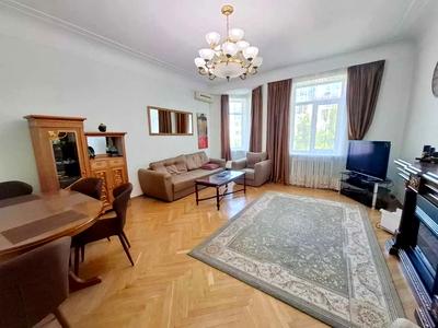 квартира за адресою Інститутська вул., 16