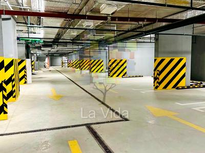 квартира за адресою Дніпровська набережна вул., 17-В