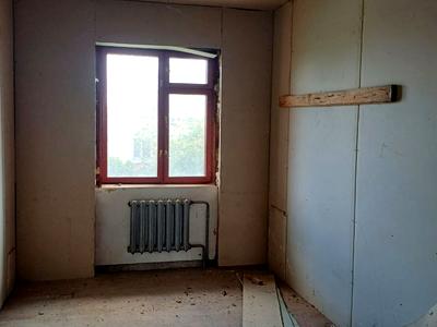 будинок за адресою с. Таценки, Абрикосова, 43