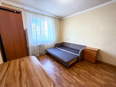кімната за адресою Голосіївський просп. (40-річчя Жовтня), 17-Б