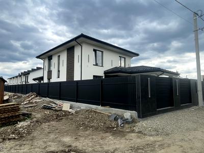 будинок за адресою Приозерна вул.