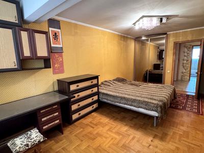 квартира за адресою Озерна вул., 9