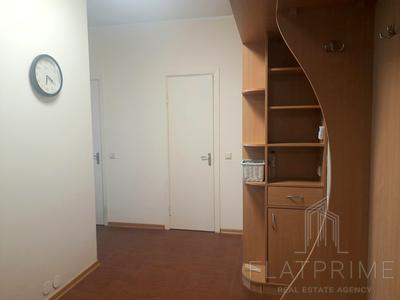 квартира за адресою Срібнокільська вул., 24