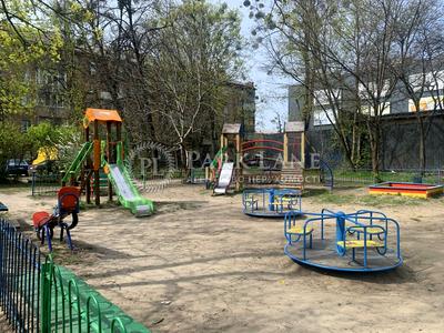 квартира за адресою Салютна вул., 11