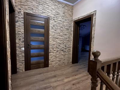будинок за адресою с. Віта-поштова, Садова вул., 8