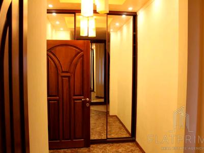 квартира за адресою Анни Ахматової вул., 13