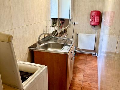 дом по адресу с. Новые безрадичи, Садова, 99