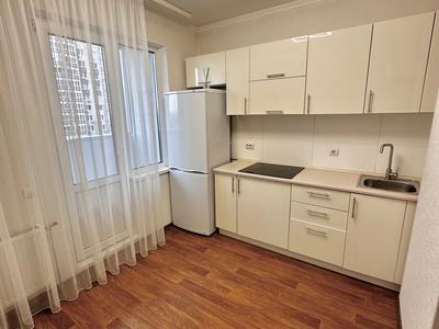 квартира за адресою Софії Русової вул., 7-А