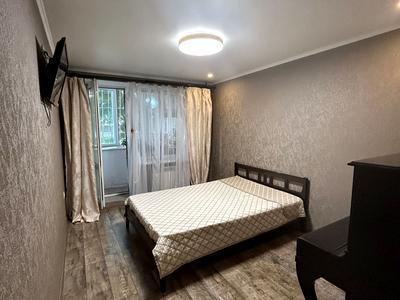 квартира за адресою Героїв Оборони Одеси вул. (Героїв Сталінграду), 14