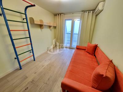 квартира за адресою Панаса Мирного вул., 28-А