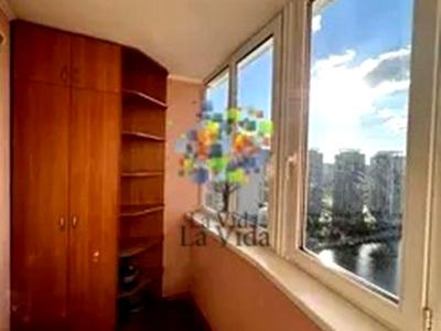 квартира за адресою Київ, Анни Ахматової вул., 47