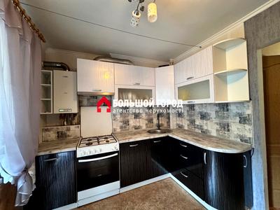 квартира за адресою Полякова, 21