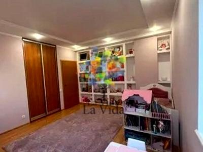 квартира за адресою Київ, Анни Ахматової вул., 47