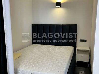 квартира за адресою Зарічна вул., 4