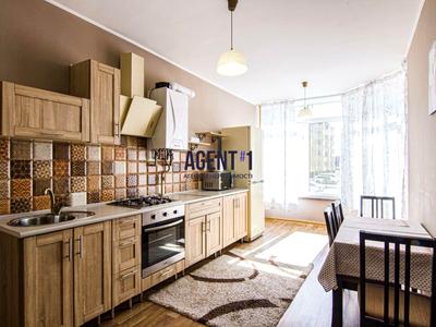 квартира за адресою Бишівська вул., 7