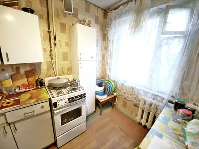 квартира за адресою Героїв України просп. (Героїв Сталінграду), 15а