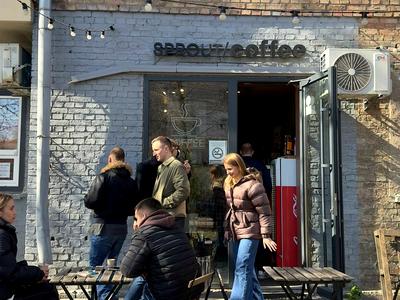 комерційна за адресою Деревлянська вул. (Якіра), 20/2