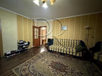 будинок за адресою с. Пухівка, Миру вулиця