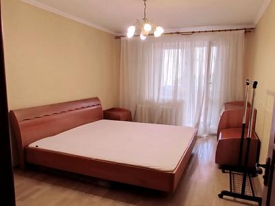 квартира по адресу Ревуцкого ул., 5