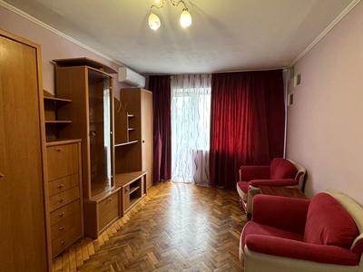 квартира за адресою Леоніда Каденюка просп. (Юрія Гагаріна), 13