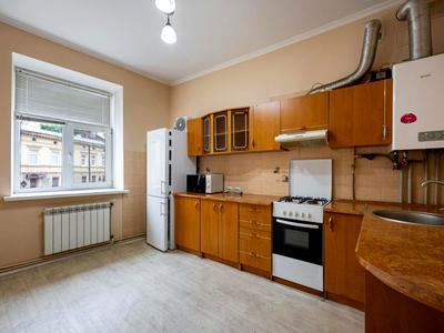 квартира за адресою Джерельна вул., 34