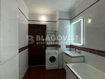 квартира по адресу Анны Ахматовой ул., 8г