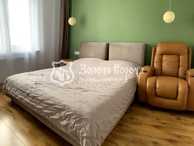 квартира за адресою Ревуцького вул., 54