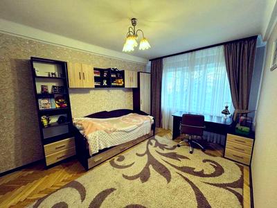 квартира за адресою Будівельників вул., 12-Б