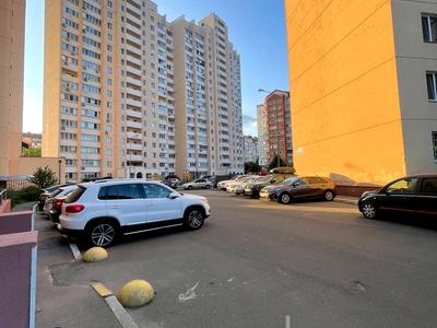 квартира за адресою Грушевського вул., 25