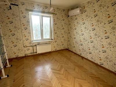 квартира за адресою Квітневий пров., 5