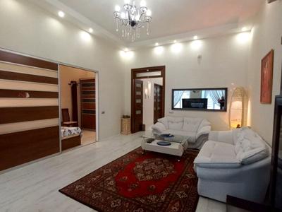 квартира за адресою Одеса, Дерибасівська вул., 3