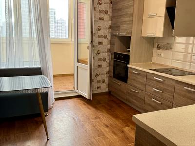 квартира за адресою Сергія Данченка вул., 3