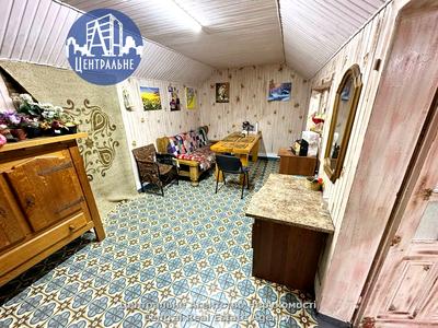 дом по адресу пгт. Лужаны, Садова