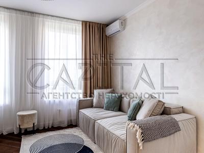 квартира за адресою Салютна вул., 26