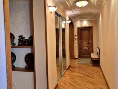 квартира за адресою Михайла Гришка вул., 9