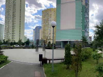 квартира за адресою Воскресенська вул., 18