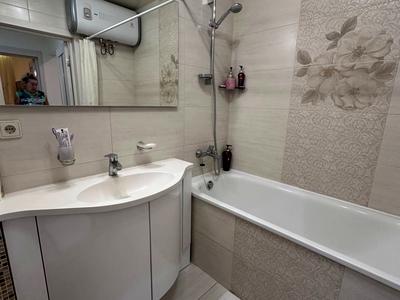 квартира за адресою Ревуцького вул., 9
