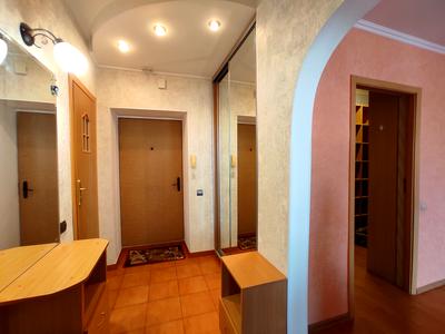 квартира за адресою Грушевського вул., 11