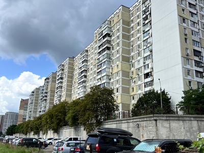 квартира за адресою Срібнокільська вул., 14