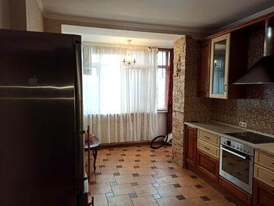 квартира за адресою Микільсько-Слобідська вул., 2-Б