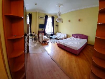квартира за адресою Тарасівська вул., 23/25