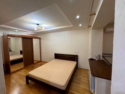 квартира по адресу Кловский спуск, 20
