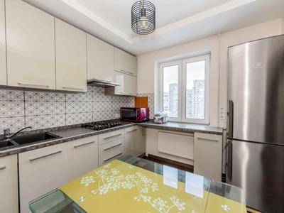 квартира за адресою Драгоманова вул., 25